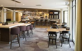 Courtyard By Marriott Sioux Falls